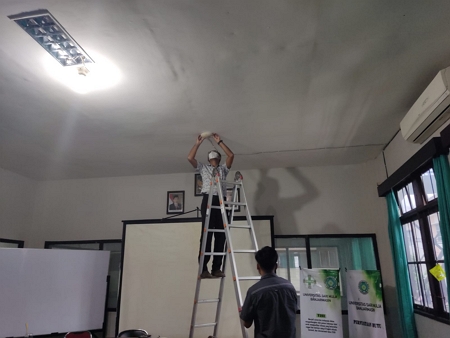 ganti-ap-ruang-meeting