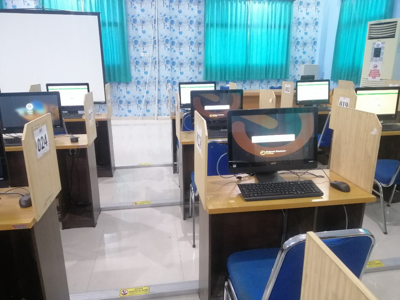 photo_6339009049428865506_y